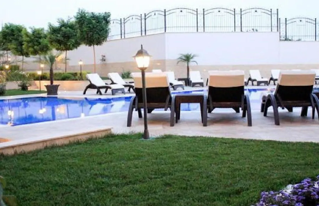 Villa Florence Boutique Apart Hotel-1